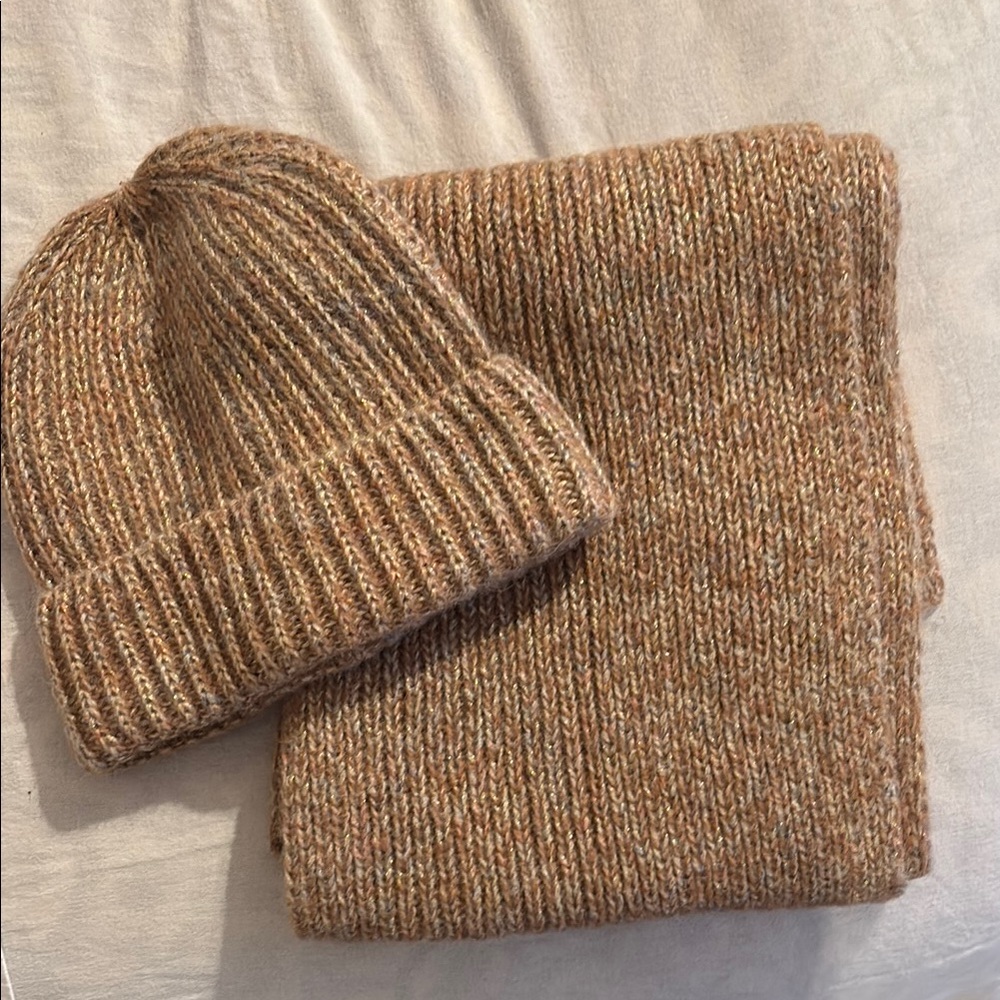 Tan Ribbed Hat and Scarf with Earthy Tones